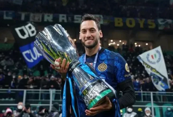 Bayern Munich Targets Inter Midfielder Çalhanoğlu