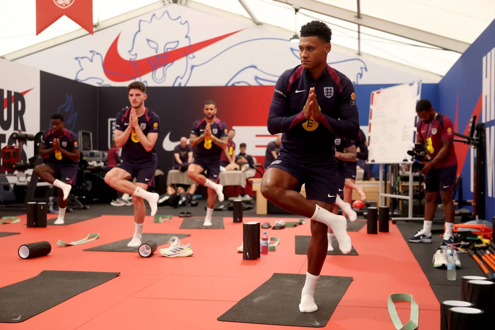 Southgate’s England Team Takes Yoga Class After Draw