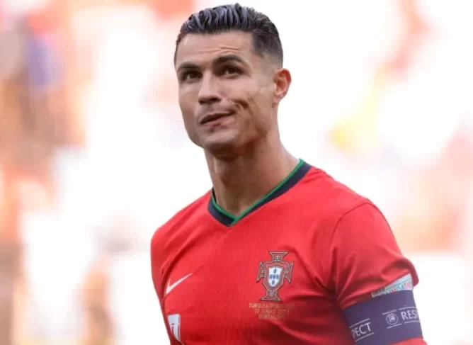 Martinez: Keep Ronaldo in the game, he will start against Georgia