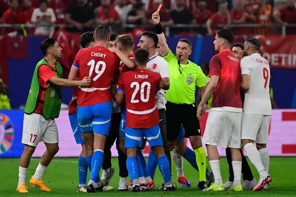 Yellow and Red! Czech Republic vs. Turkey Match Sees Record Number of Cards in European Championship