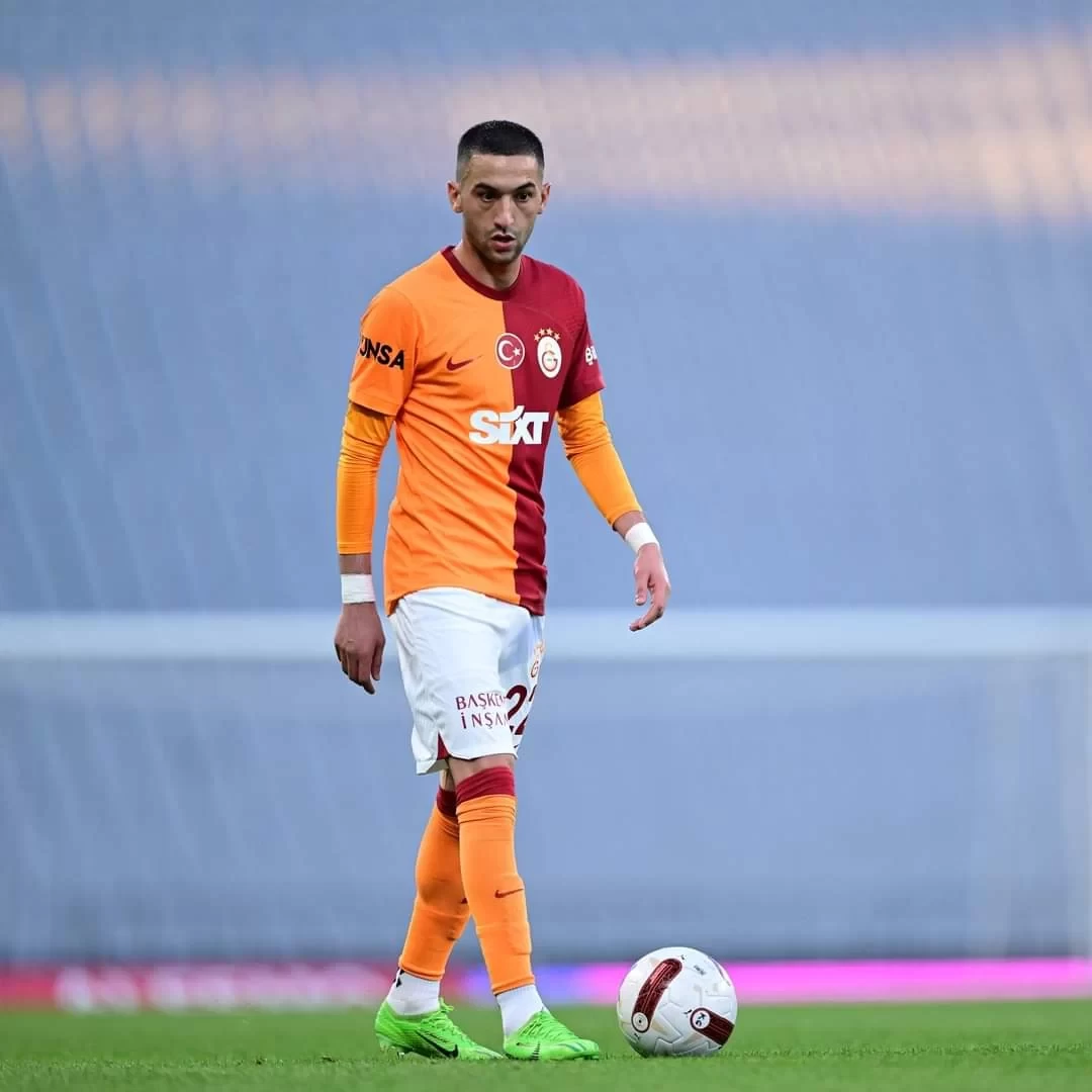 Official: Chelsea forward Ziyech joins Galatasaray