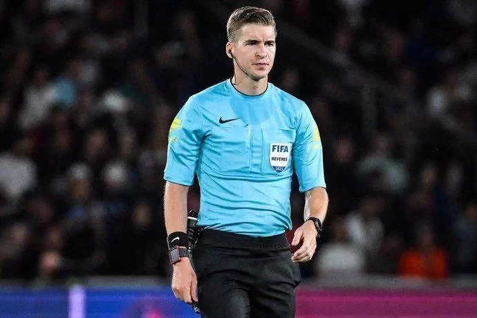 Official: French referee Letexier will officiate Spain vs Georgia in the round of 16, both group matches ended in a draw