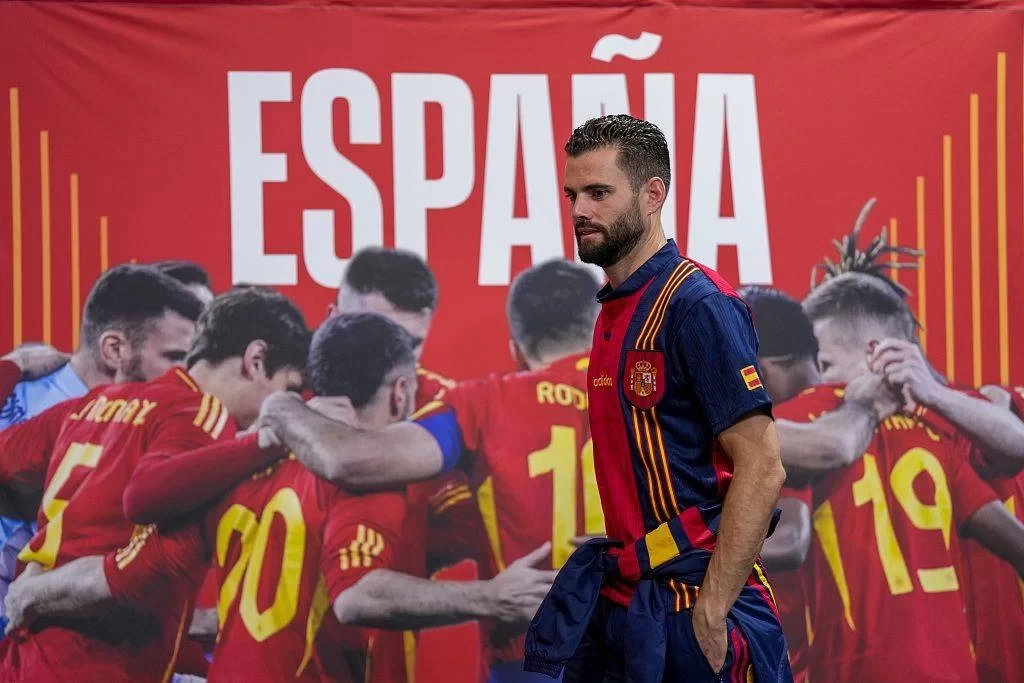 Spanish Media: Spain _ May Rotate Some Starters, Nacho, Jesus, and Olmo Could Start