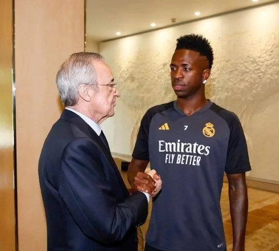 The Battle is On! Real Madrid President Florentino Perez Visits Hotel to Encourage the Team