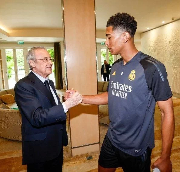 The Battle is On! Real Madrid President Florentino Perez Visits Hotel to Encourage the Team