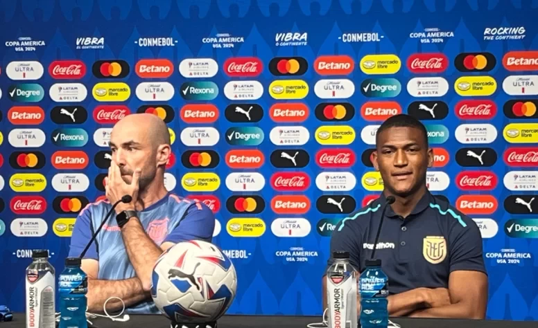 Ecuador Midfielder Responds to Criticism: Media Always Waiting for Us to Make Mistakes