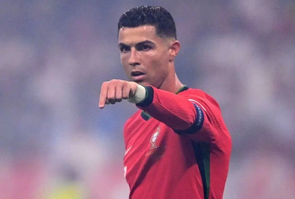 Portuguese Fans Onsite: France Is Strong But We Can Win, Ronaldo Will Score Today