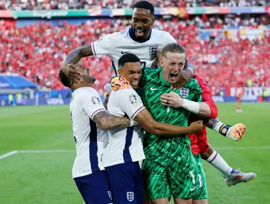 Sheringham: England will tear Holland apart, just like we did years ago