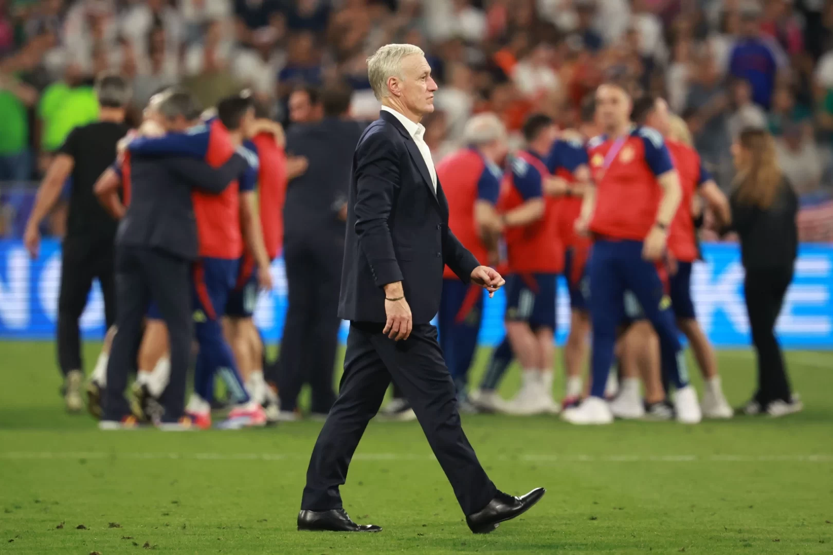 The Guardian’s scathing assessment: Deschamps is squandering talent, a team of brilliant players trapped in his system