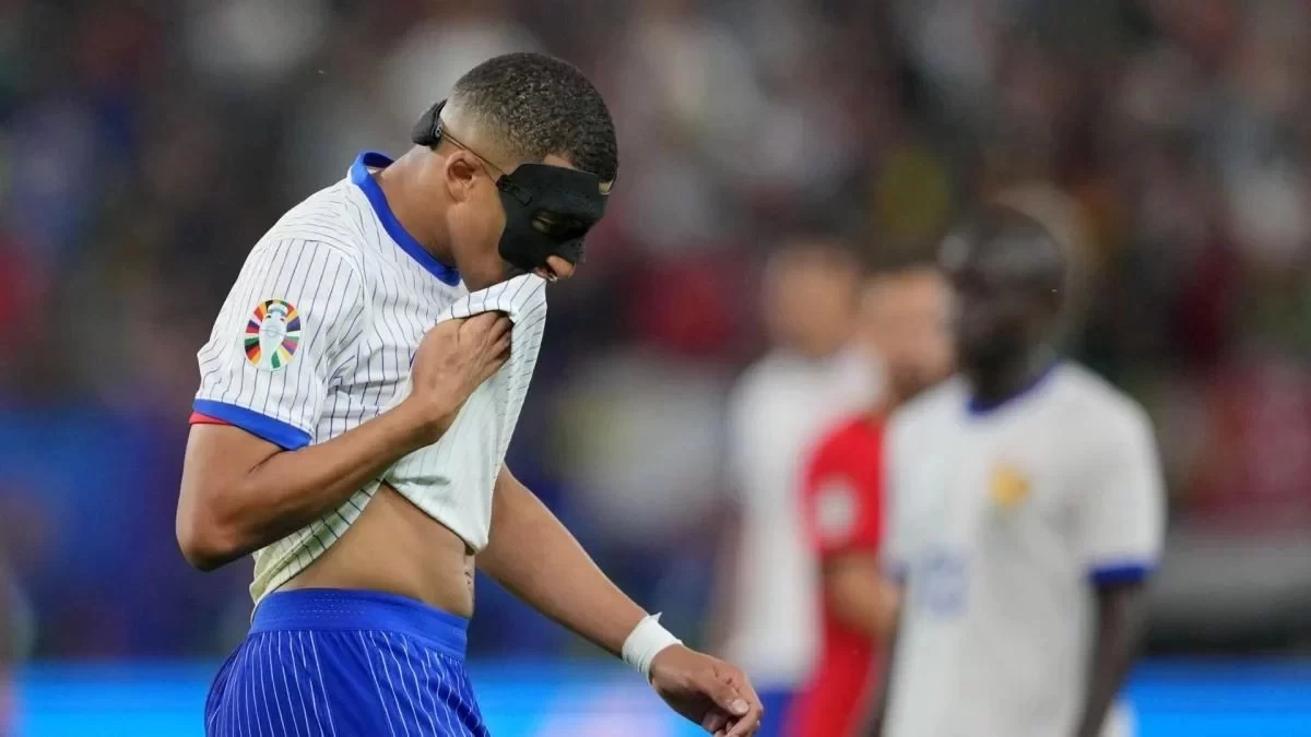 Le Parisien: Mbappé is physically and mentally injured, unable to perform at 100%