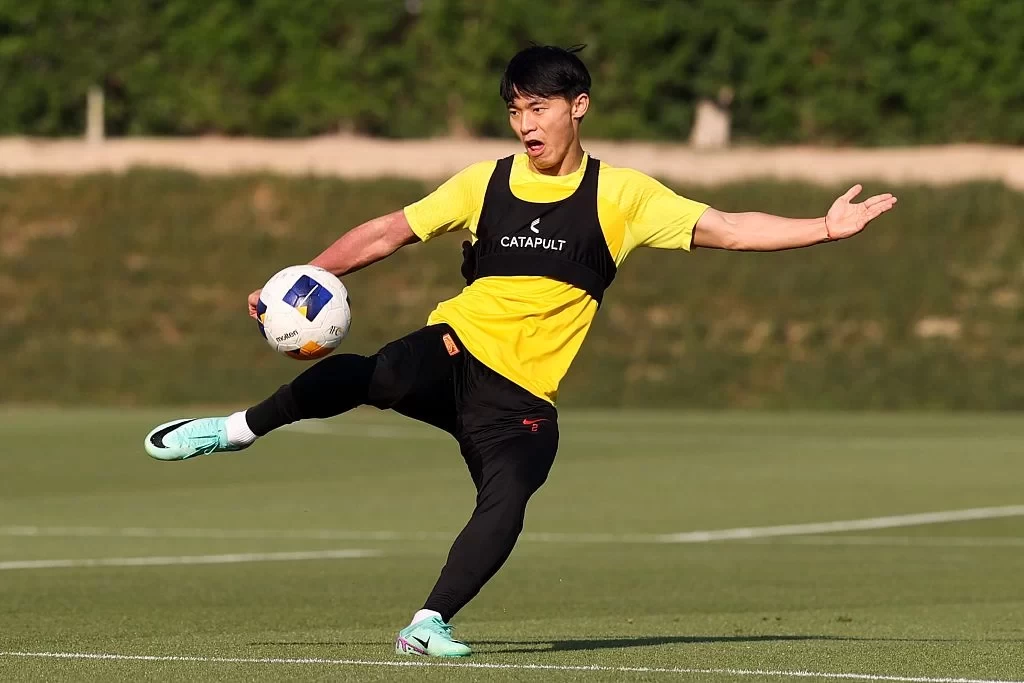 Beijing Youth Daily: National Team to Further Utilize New Players in Asian Qualifiers, Hu Hetao Included in Evaluation Scope