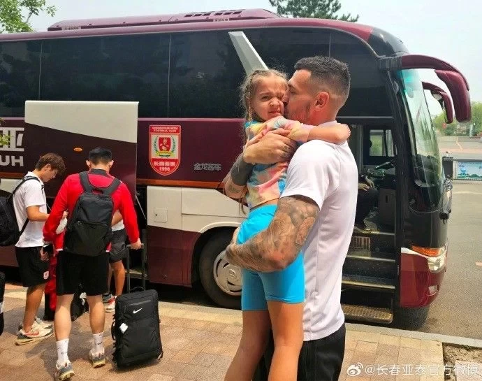 Yatai Warriors Embark on High-Temperature Away Trip, Consecutive Away Games in Shanghai, Tianjin, and Shenzhen