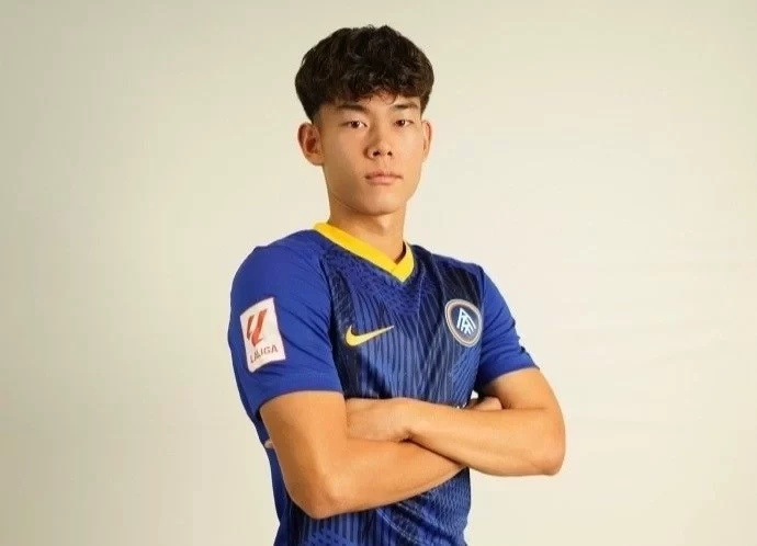 Transfermarkt’s Zhu Yi: Young Overseas Player He Xiaoke Has Returned to China and Joined Shandong Taishan