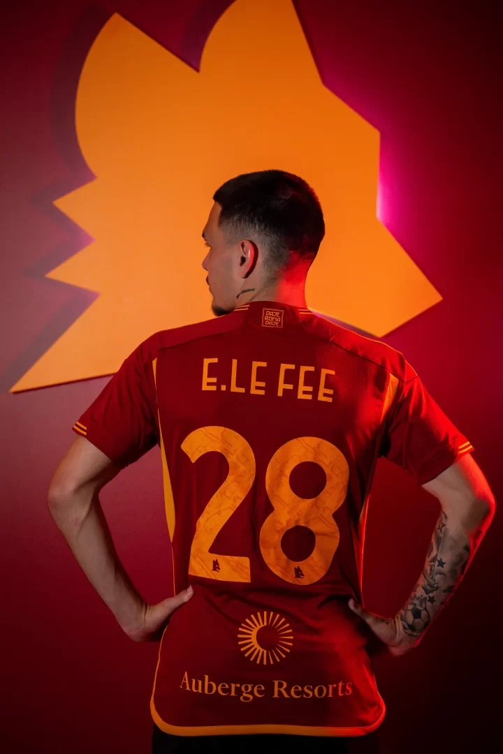 Official: Roma signs Rennes midfielder Enzo Le Fée for €23 million