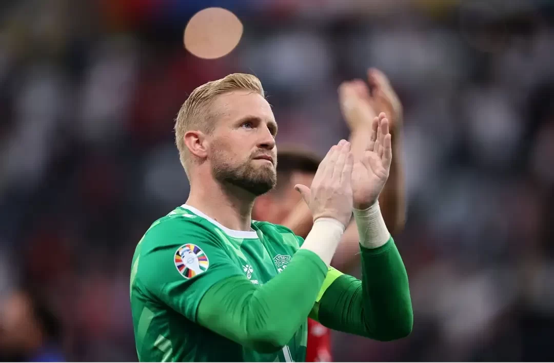 Celtic Interested in Signing Schmeichel: Rodgers Looking to Reunite with Keeper