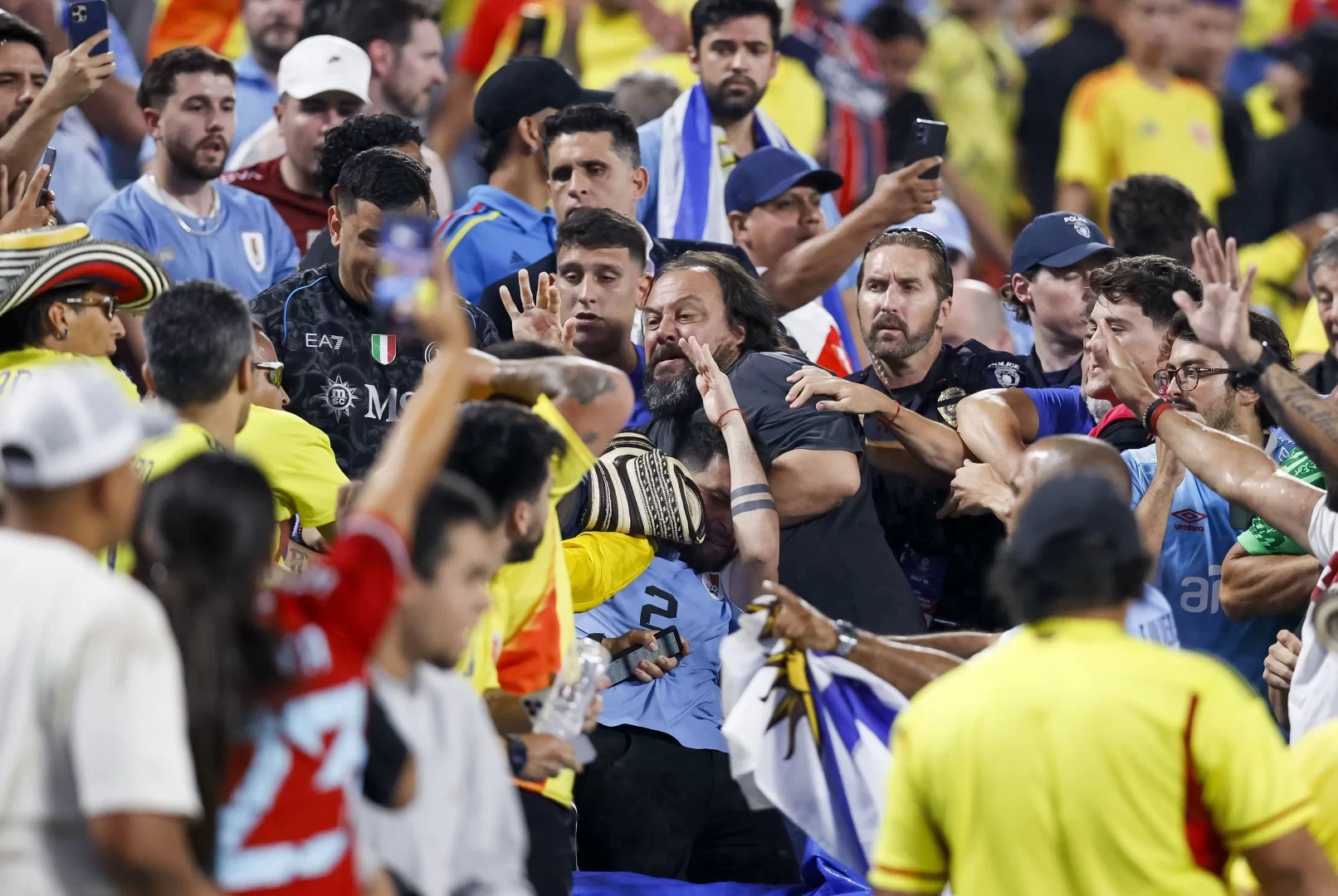 Uruguay national team player Ugarté’s mother faints during clash with Colombia, rushed to hospital