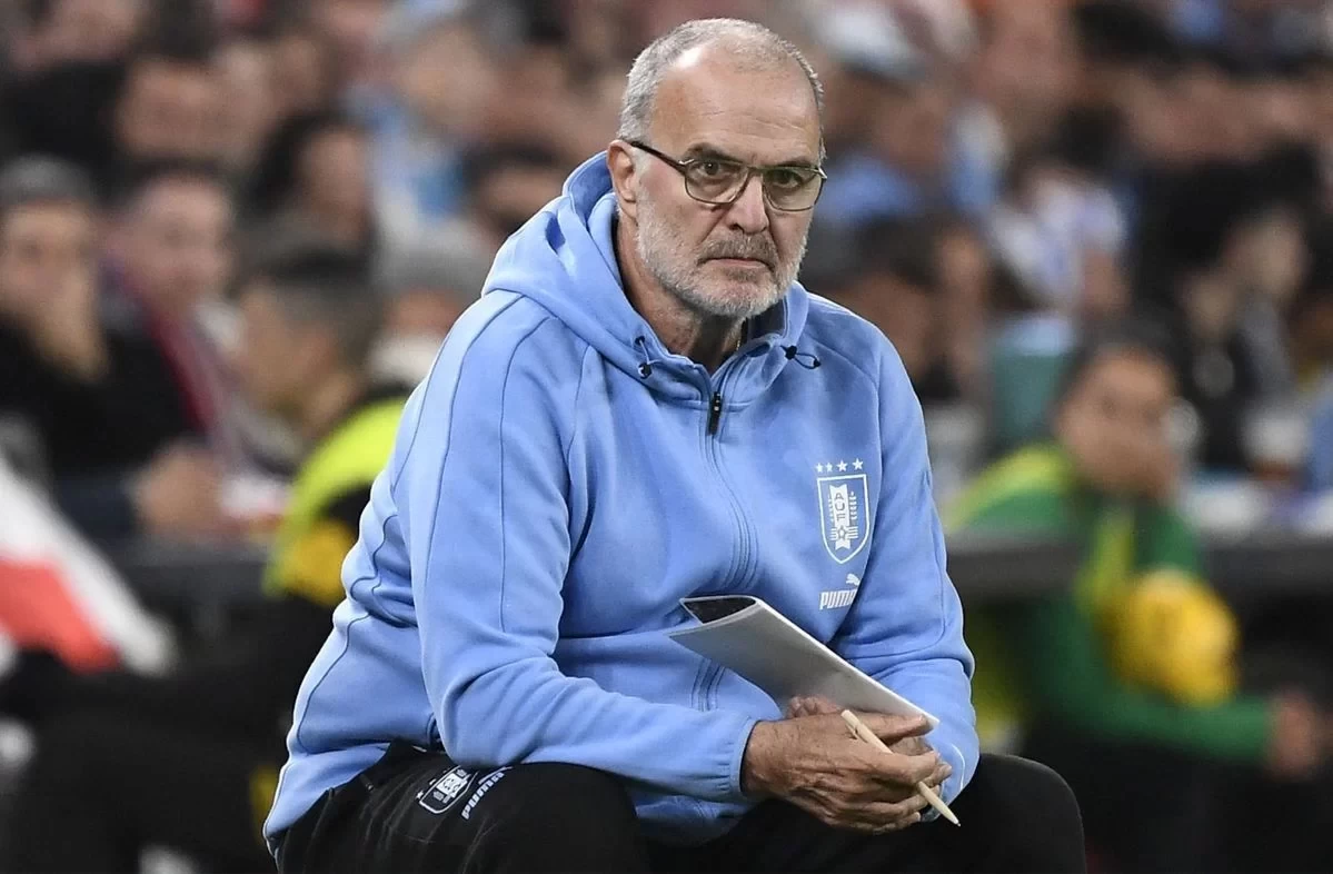 Uruguay advances on penalties, Bielsa eliminates Brazil for the first time in his career