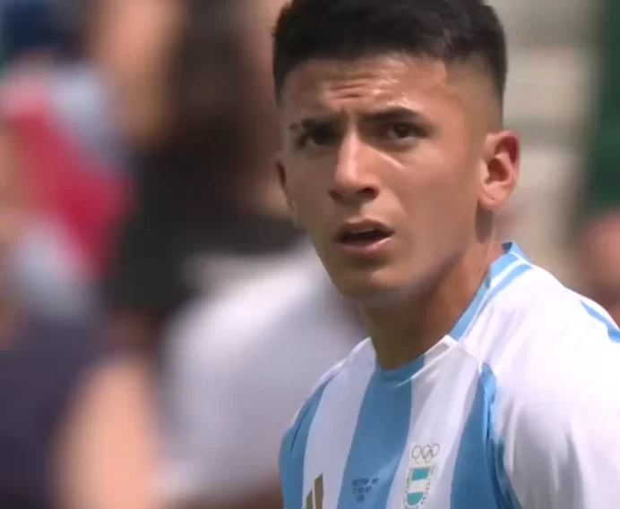 Almada’s Stunning Goal Gives Argentina the Lead Against Iraq