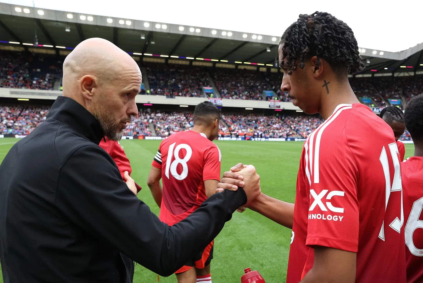 Joro Talks About His Manchester United Debut: “It was incredible. I hope to play at Old Trafford soon”