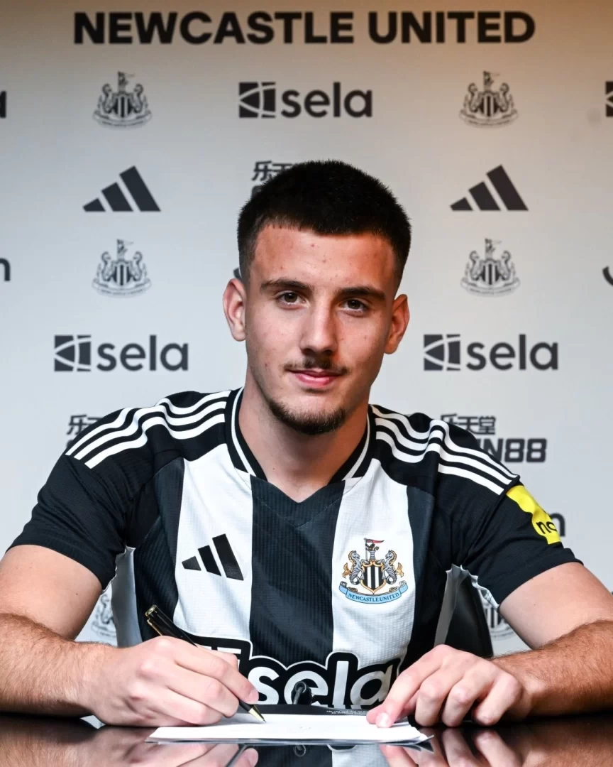 Official: Serbian youngster Pivaš joins Newcastle United