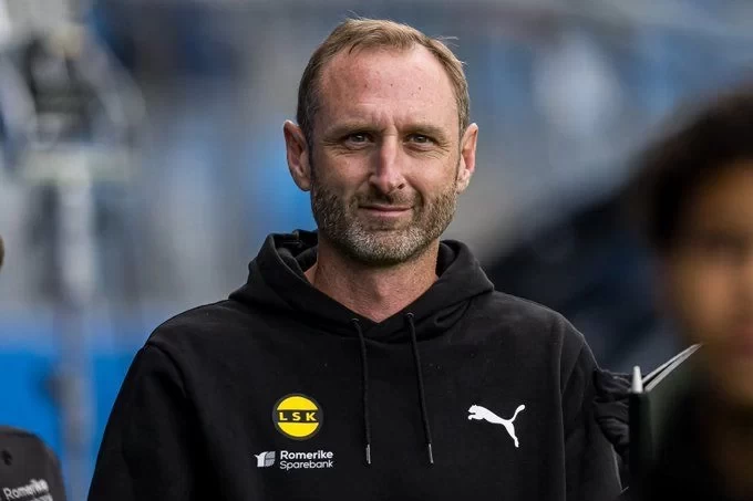 Set-piece coach + Man United finalise Lillestrøm manager as Ten Hag assistant