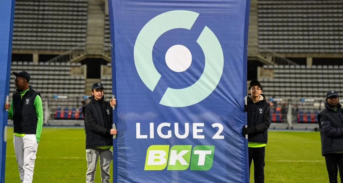 Is Ligue 2 strapped for cash? Parisian newspaper: Ligue 2 may abandon VAR for cost reasons next season