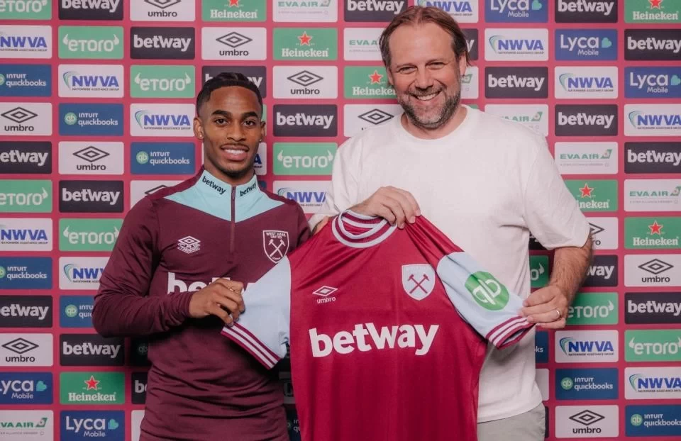 Official: West Ham Sign Leeds winger Summerville for reported £25m fee