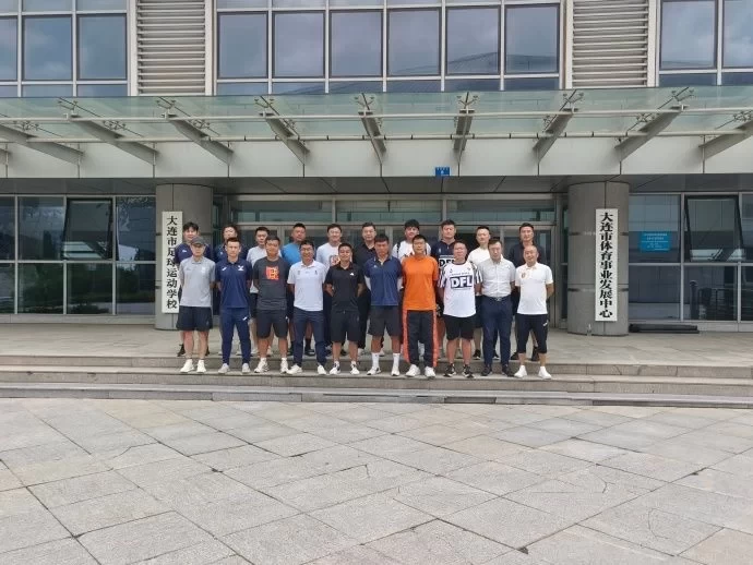 Football News: Dalian Football Management Center Holds First Meeting, Sun Jihai Focuses on Difficulties Faced by Youth Training Players in Education