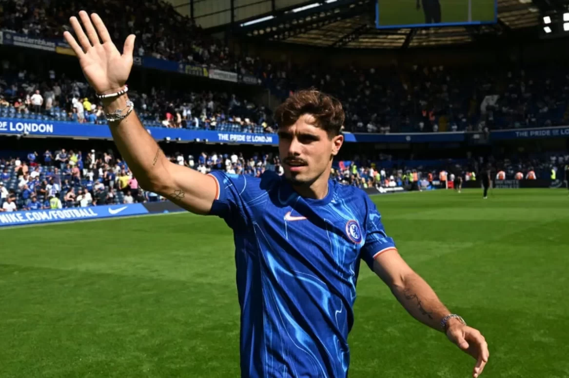 Chelsea to start second consecutive season without shirt sponsor, lack of Champions League participation leads to reluctance in signing long-term deals