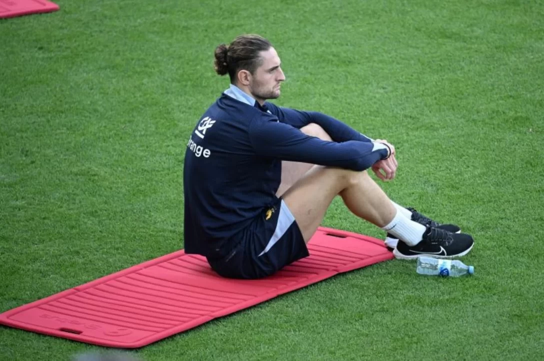 L’Équipe: Rabiot’s move to Atlético Madrid unlikely, Liverpool watching closely