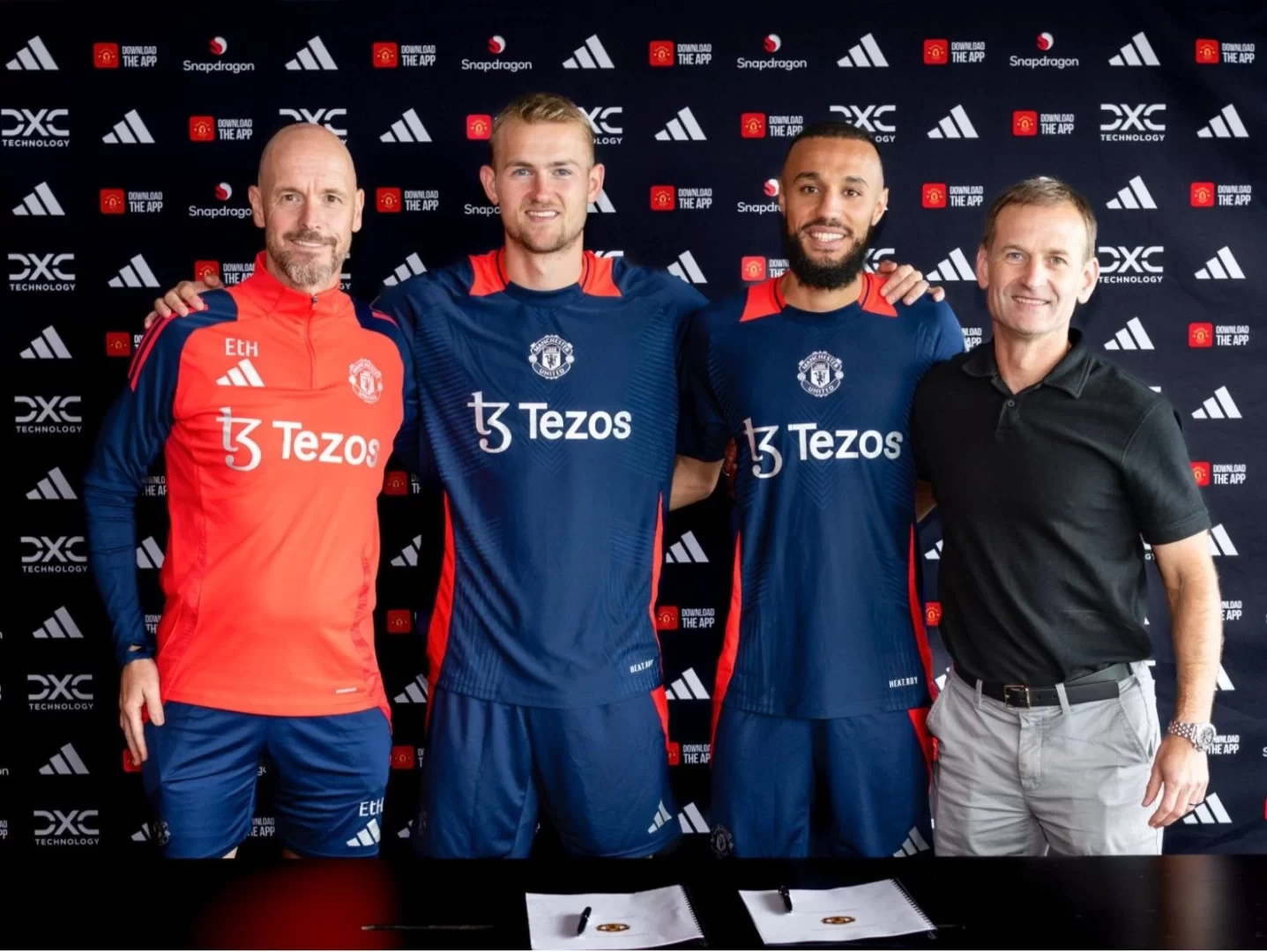 Manchester United Official: De Ligt and Mazraoui Officially Join