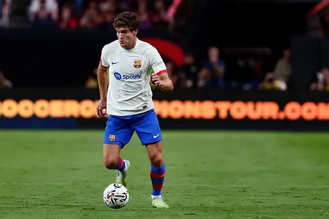 Marca: Marcos Alonso remains a free agent, Sevilla hope to sign him on a free transfer