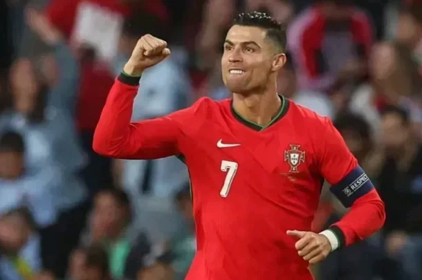 Endrick names his Top 5 footballers of all time: Ronaldo, Puskas, Bobby Charlton, Vinicius Jr. and Bellingham